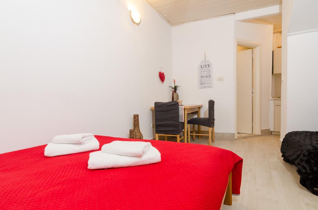 Divina Apartment *