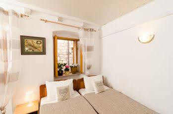 Apartment Divina *